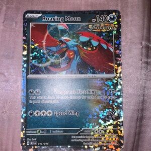Roaring Moon Pokémon Card